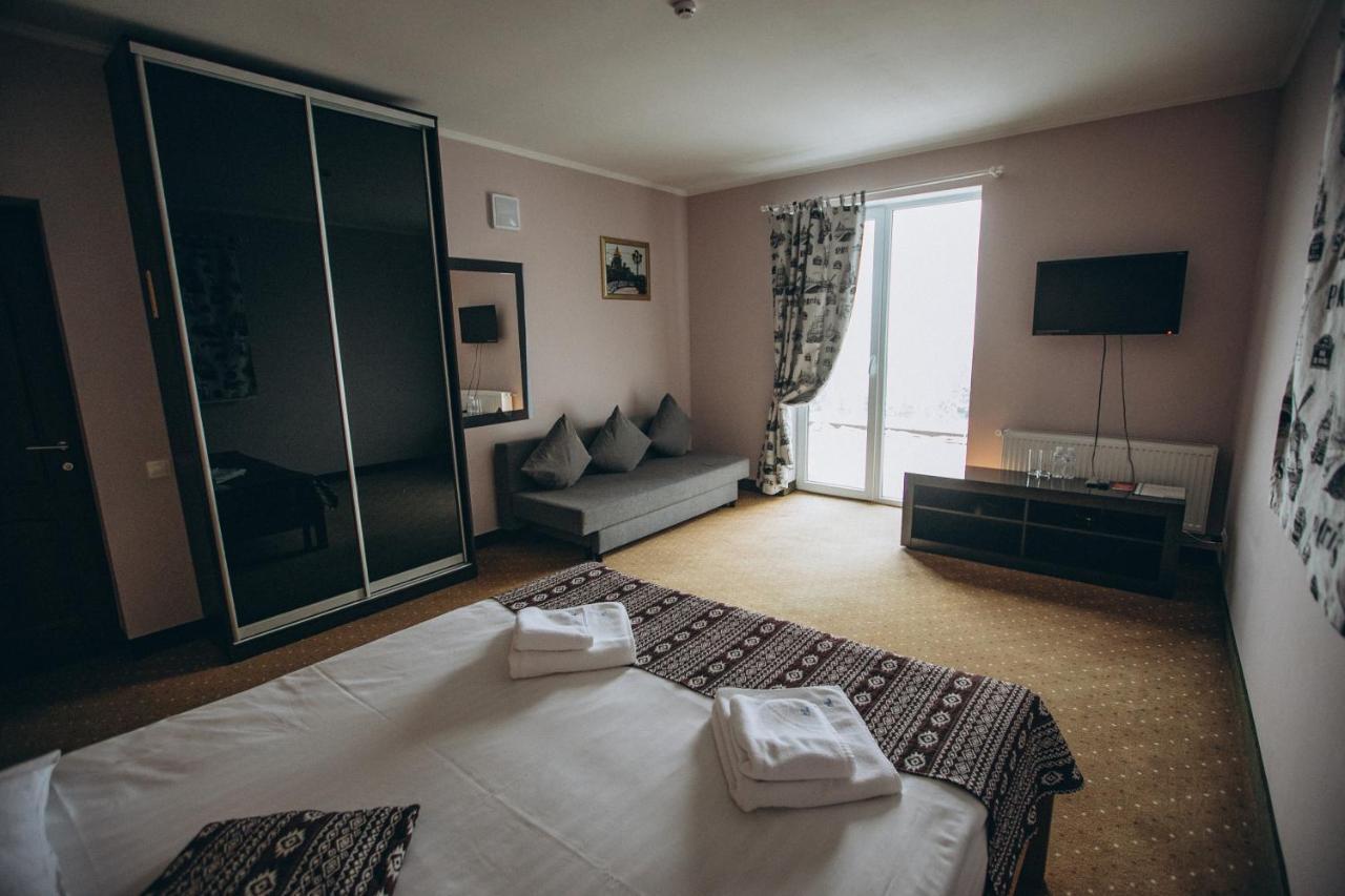 Hoch Land Hotel Yablunytsya Ngoại thất bức ảnh